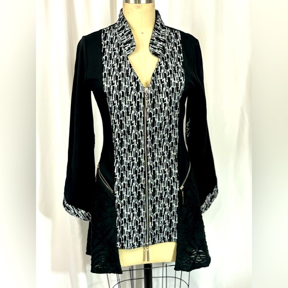 Unique Black Printed Asymmetrical Knit Zipper Cardigan Jacket Small - Picture 1 of 7